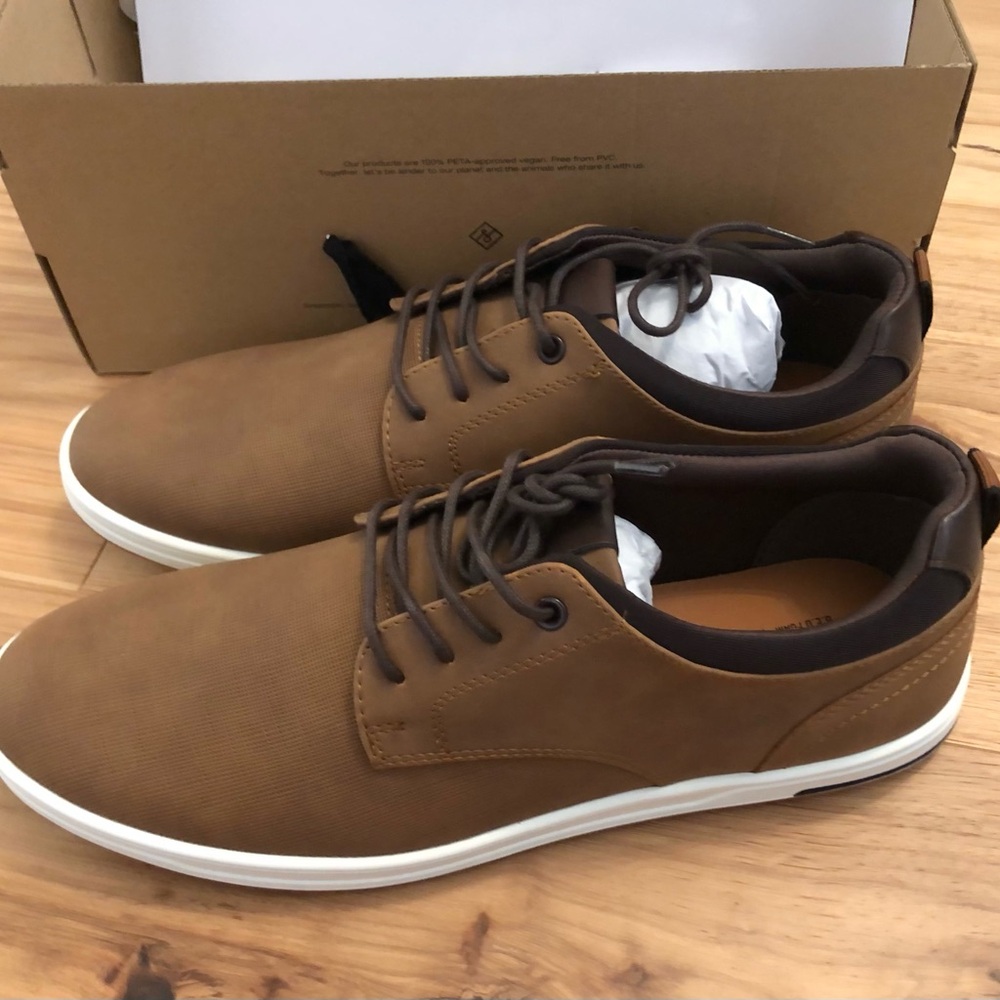 Men's Casual Lace-Up Sneakers - Brown